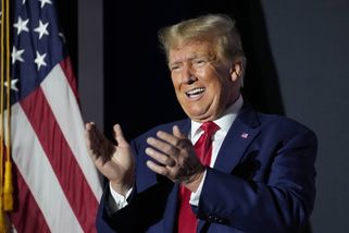 Grónsko bude na řadě za dva měsíce, řekl Trump. Dá...